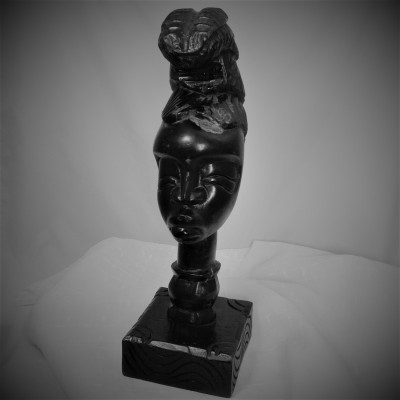 The King Sculpture